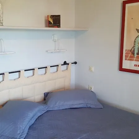 Apollonia Aparthotel